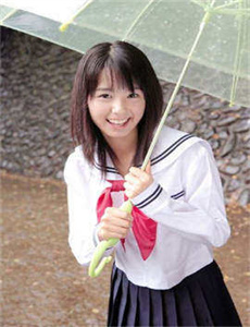 julia 京香-年轻的母亲最初中字7巴巴鱼汤饭